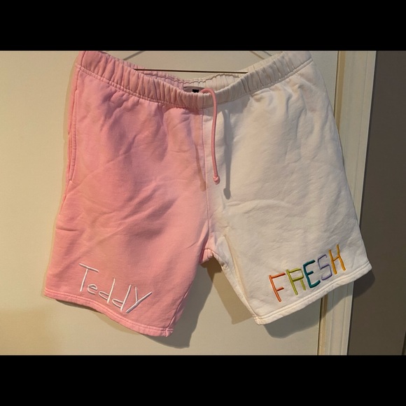 WAVY DIP DYE SHORTS - Picture 2 of 3